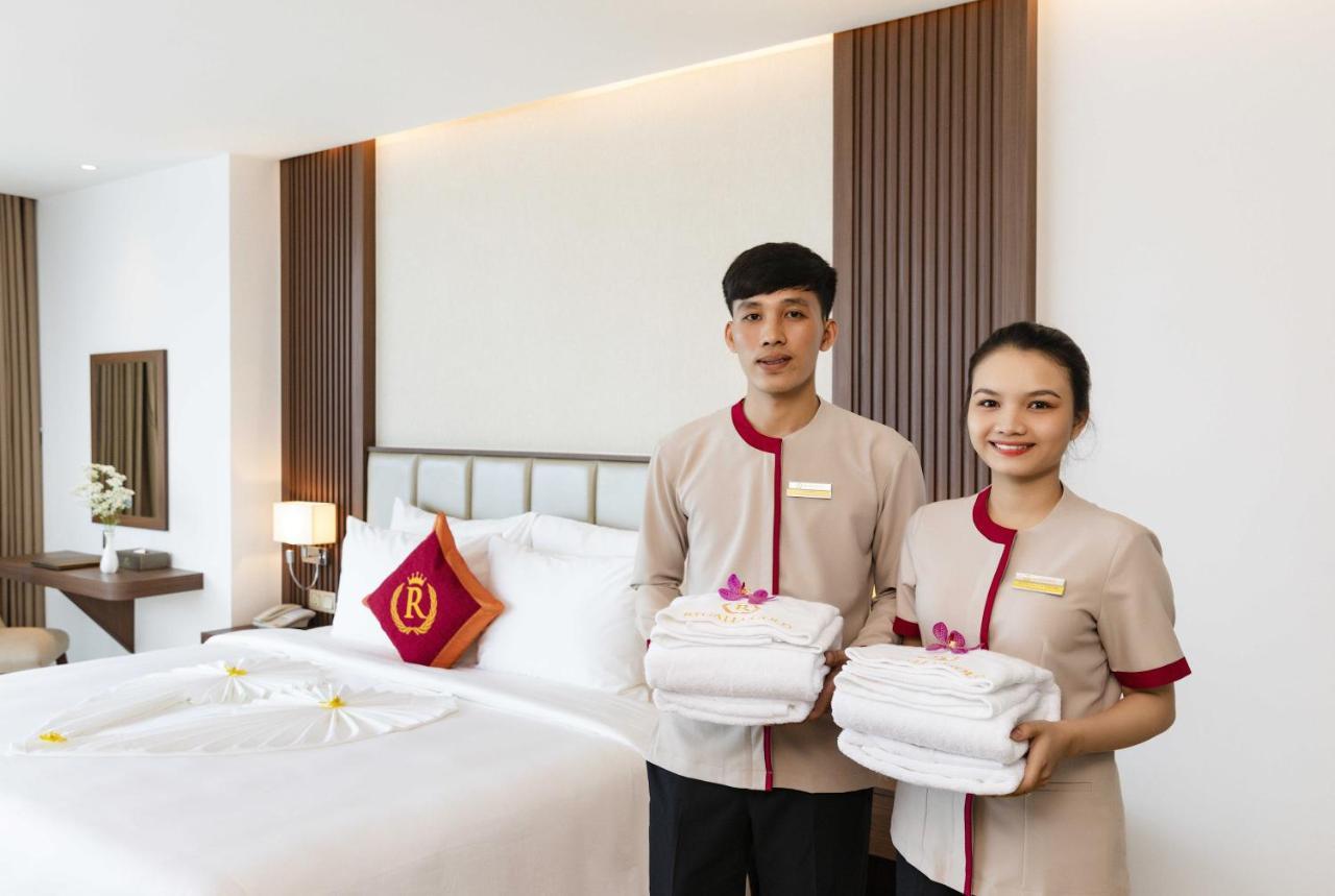 Regalia Gold Hotel Nha Trang Exterior photo
