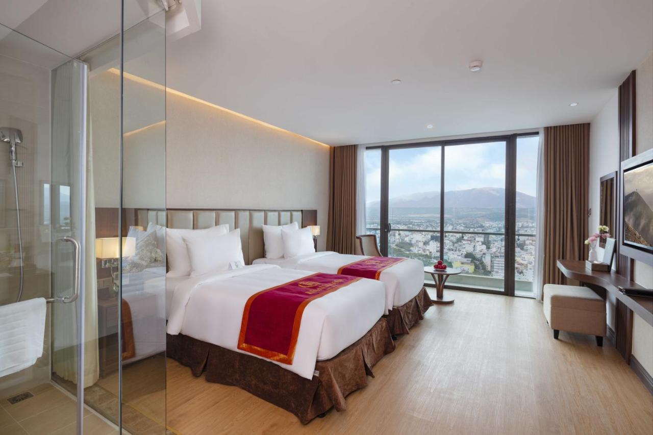 Regalia Gold Hotel Nha Trang Exterior photo Deluxe Room