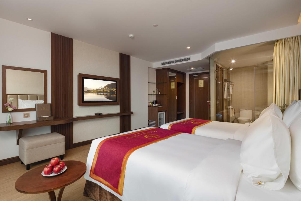 Regalia Gold Hotel Nha Trang Exterior photo Deluxe Room