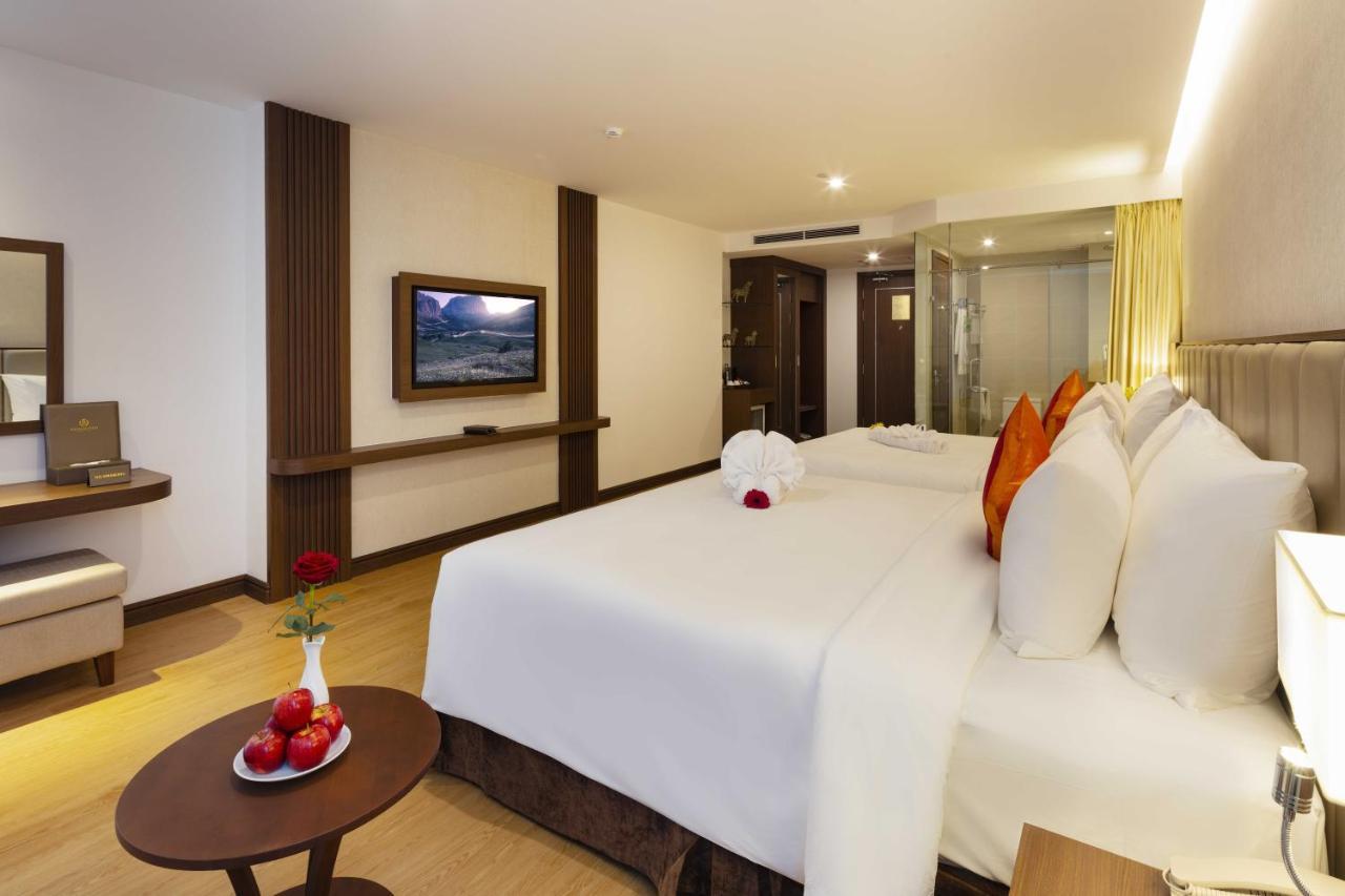 Regalia Gold Hotel Nha Trang Exterior photo Deluxe Room