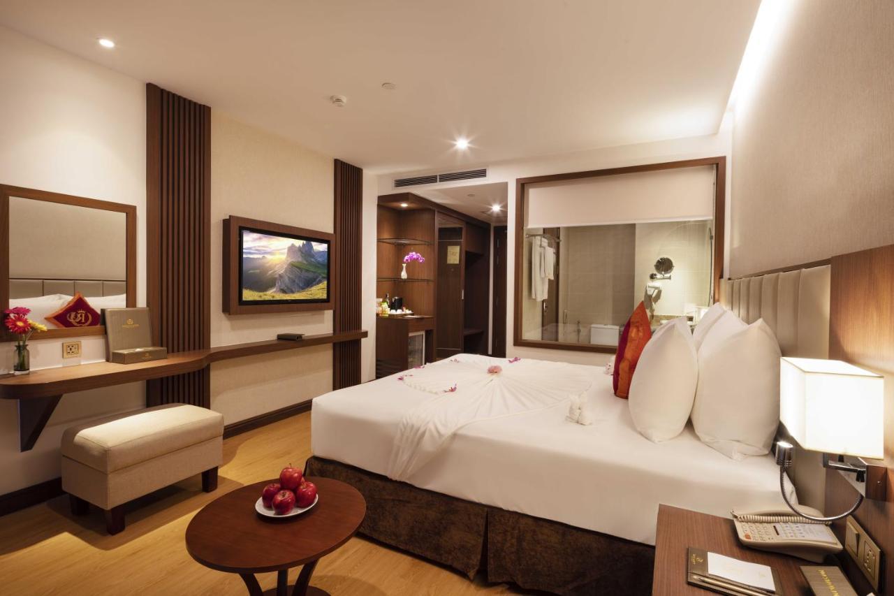 Regalia Gold Hotel Nha Trang Exterior photo